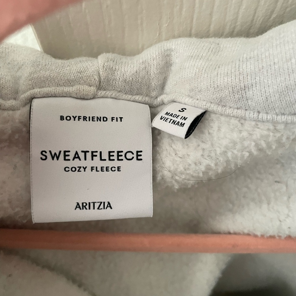 Aritzia Cozy Fleece Boyfriend Fit in Cream